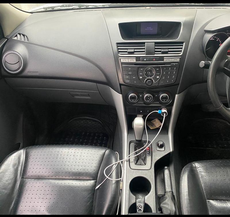 Mazda BT • 2013 • 88,000 km 3