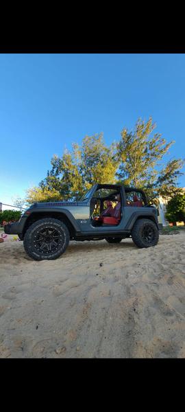 Jeep Wrangler • 2013 • 124,000 km 3