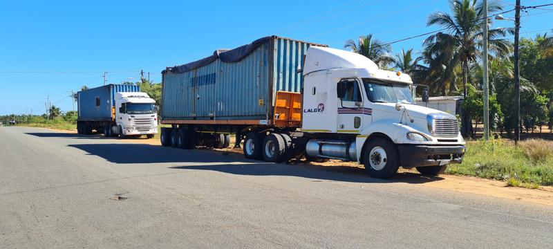 Freightliner Argosy • 2014 • 120,000 km 2