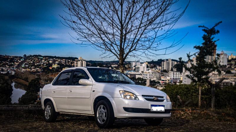 Chevrolet Classic • 2011 • 105,000 km 3