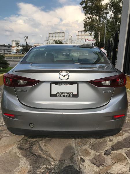 Mazda 3 • 2016 • 98,000 km 2