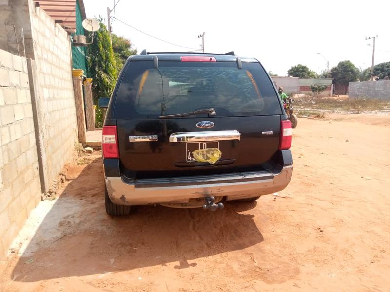 Ford Explorer • 2014 • 100,000 km 2