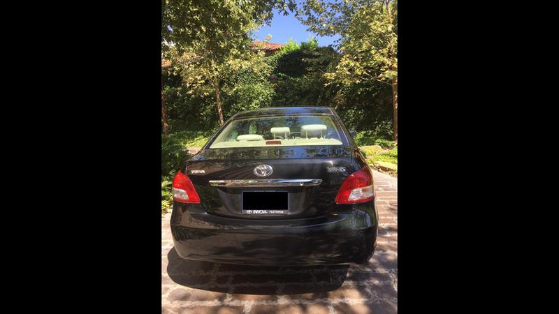 Toyota Yaris • 2009 • 110,000 km 14