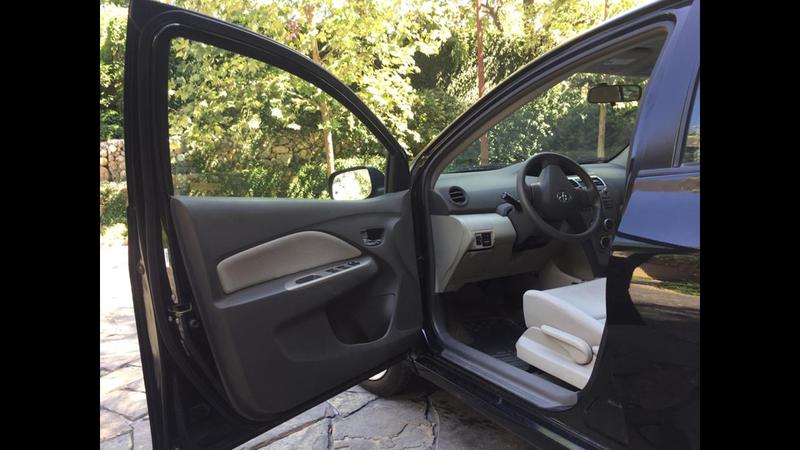 Toyota Yaris • 2009 • 110,000 km 5