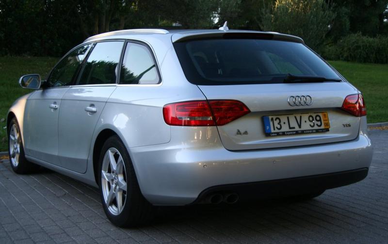 Audi A4 • 2011 • 90,125 km 2