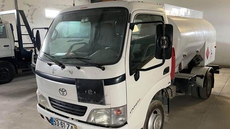 Toyota Dyna • 2004 • 90,000 km