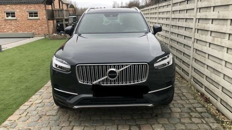 Volvo XC90 • 2015 • 90,000 km