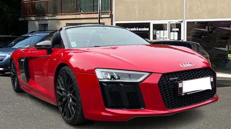 Audi R8 • 2018 • 44,000 km