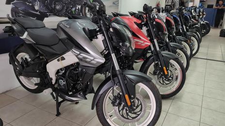 Pulsar 200 • 2022 • 0 km