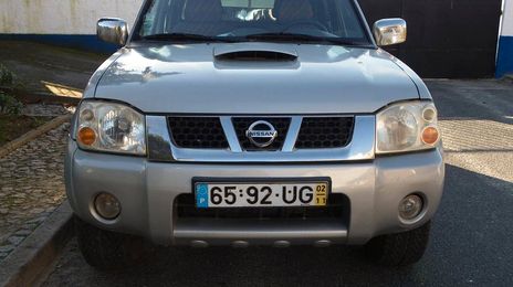 Nissan Navara • 2002 • 200,000 km