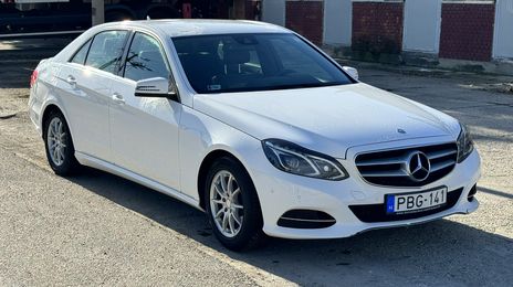 Mercedes-Benz E • 2015 • 262,000 km