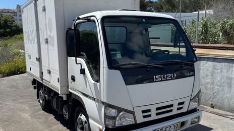 Isuzu D-MAX • 2008 • 180,000 km