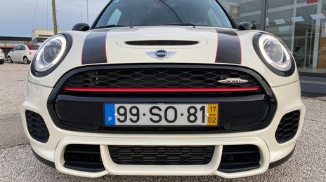 MINI Cooper • 2017 • 50,000 km