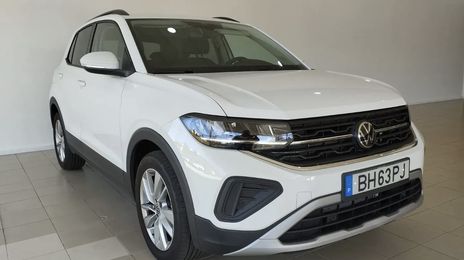 Volkswagen T-Cross • 2024 • 16,977 km