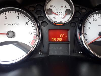 Peugeot 207 CC • 2011 • 82,000 km