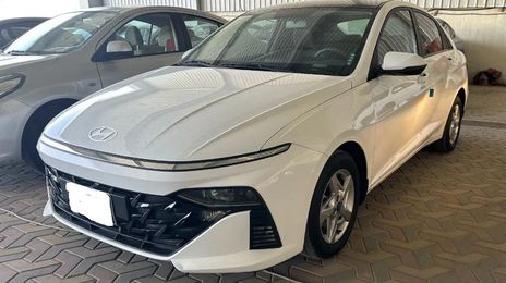 Hyundai Accent • 2025 • 8,000 km