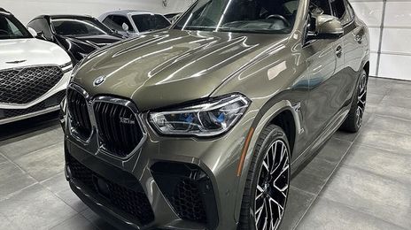 BMW X6 • 2023 • 30,567 km