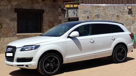 Audi Q7 • 2007 • 205,000 km