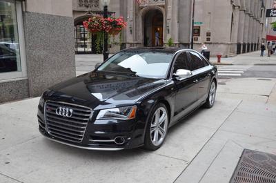 Audi S8 • 2013 • 15,000 km