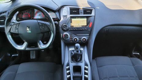 Datsun Stanza • 2015 • 109,000 km