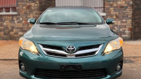 Toyota Corolla • 2012 • 70,000 km