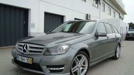 Mercedes-Benz 260 - 560 SE • 2013 • 16,500 km