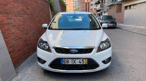 Ford Focus • 2010 • 180,000 km