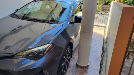Toyota Corolla • 2018 • 125,000 mi