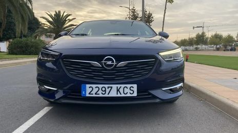 Opel Insignia • 2017 • 180,000 km