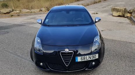 Alfa Romeo Giulietta • 2011 • 198,000 km