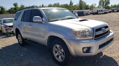 Toyota 4Runner • 2006 • 12 km
