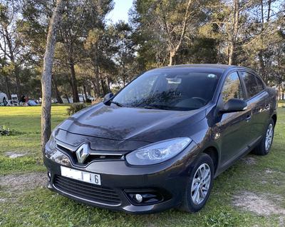 Renault Fluence • 2014 • 130,000 km