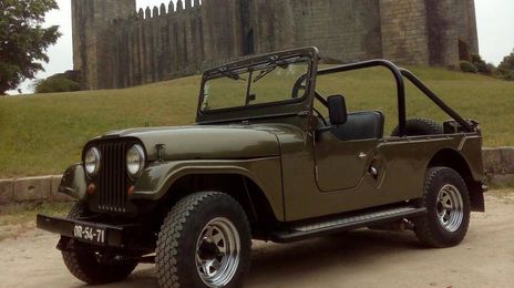 Jeep Gladiator • 1980 • 90,000 km