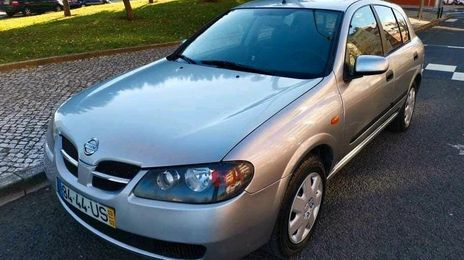 Nissan Almera • 2003 • 200,000 km