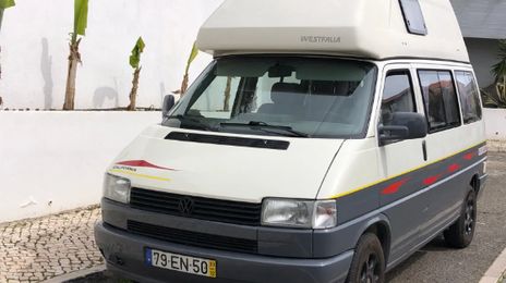 Volkswagen California • 1993 • 175,000 km