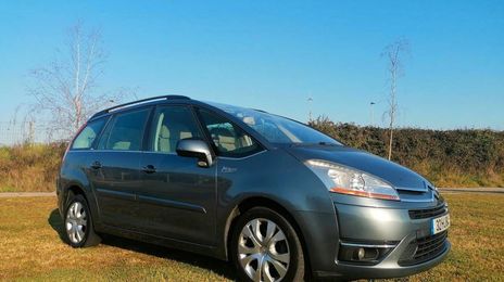 Citroën C4 • 2009 • 180,000 km