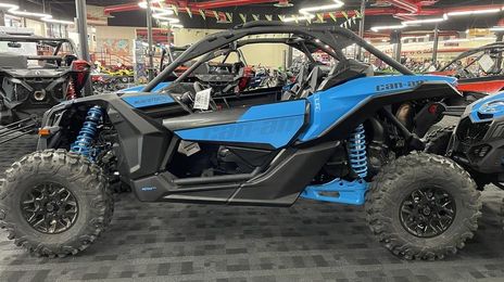 C&M Trailers 2022 Can-am Maverick X3 Turbo R • 2020 • 3,244 km