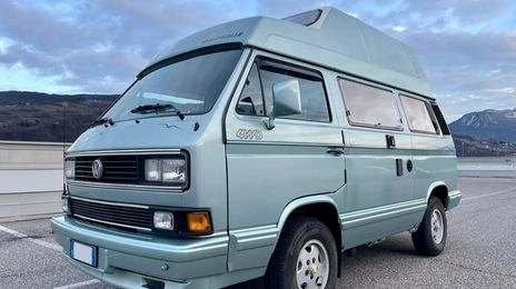 Volkswagen T4 • 1989 • 128,000 km