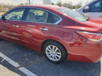 Nissan Altima • 2015 • 95,000 km