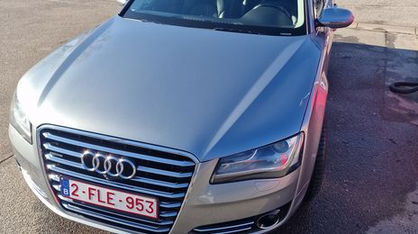 Audi A8 • 2013 • 192,400 km