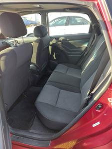 Pontiac Vibe • 2006 • 140,000 km