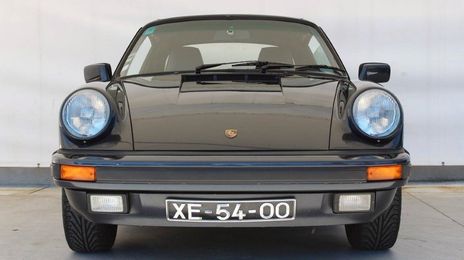 Porsche 911 Carrera Cabrio • 1987 • 70,000 km