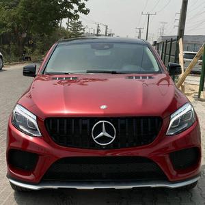 Mercedes-Benz GLE • 2016 • 9,622 km