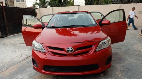 Toyota Corolla • 2011 • 32 km