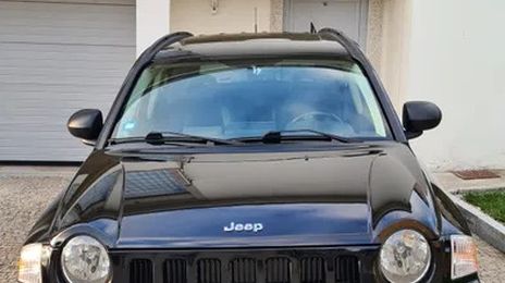 Jeep Compass • 2007 • 272,000 km