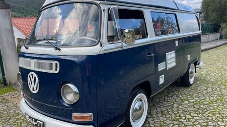Volkswagen T4 Caravelle • 1971 • 64,000 km