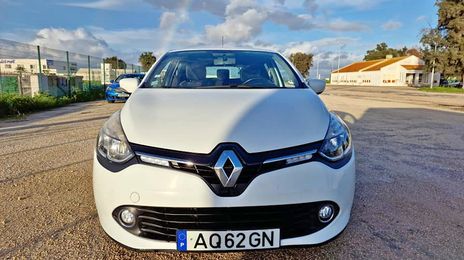 Renault Clio • 2015 • 165,000 km