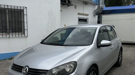 Volkswagen Golf • 2009 • 165,000 km