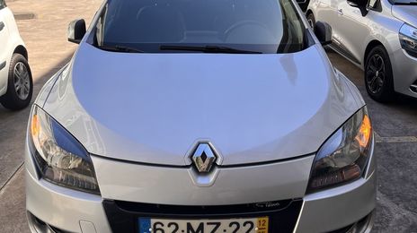 Renault Mégane • 2012 • 212,000 km