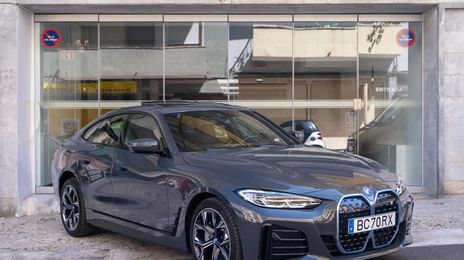 BMW i8 • 2022 • 4,500 km